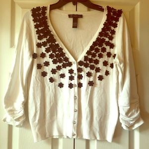 🦉INC White Short Sleeve Cardigan w Black Flowers